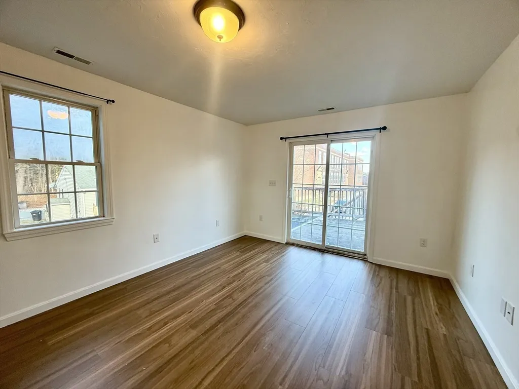 2 bed, 1 bath apartment for rent at 136 Eastford Rd Unit 2, Southbridge — photo 6 of 13