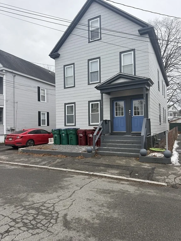 4 bed, 1 bath apartment for rent at 136 Gershom Ave Unit 1, Lowell — photo 1 of 19