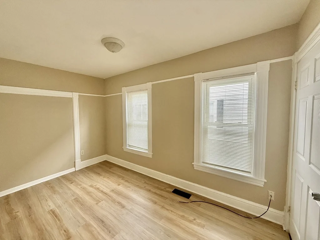 4 bed, 1 bath apartment for rent at 136 Gershom Ave Unit 1, Lowell — photo 16 of 19