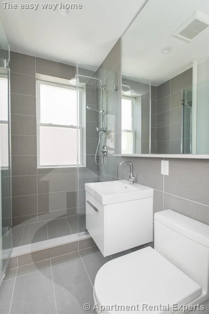 1 bed, 1 bath apartment for rent at 136 Highland Ave Unit 15, Spring Hill — photo 4 of 8