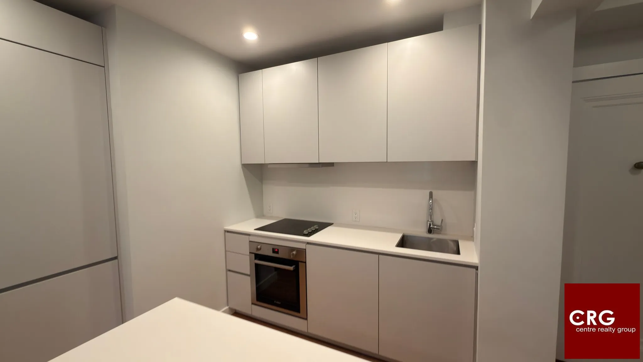 1.5 bed, 1 bath apartment for rent at 136 Highland Ave Unit 15D, Spring Hill — photo 3 of 16