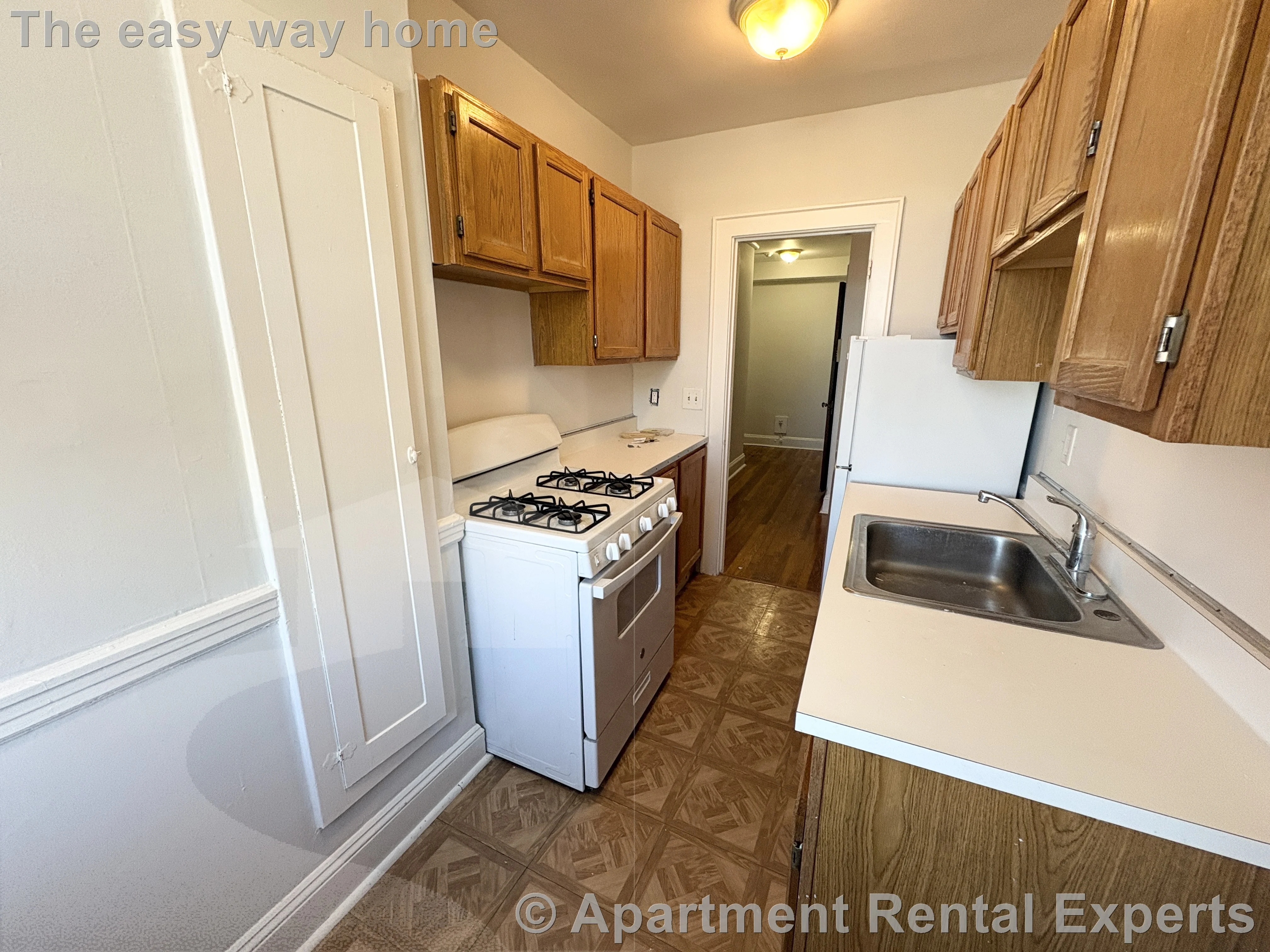 1 bed, 1 bath apartment for rent at 136 Highland Ave Unit 17, Spring Hill — photo 4 of 7