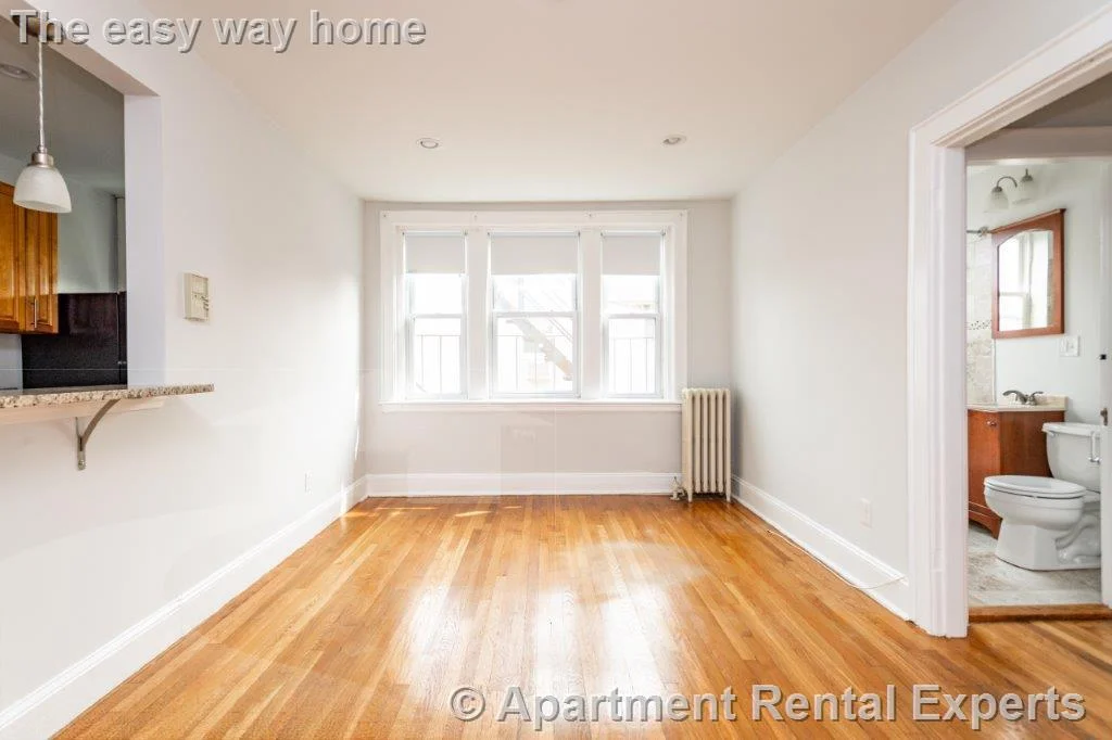 Studio bed, 1 bath apartment for rent at 136 Highland Ave Unit 20, Spring Hill — photo 1 of 7