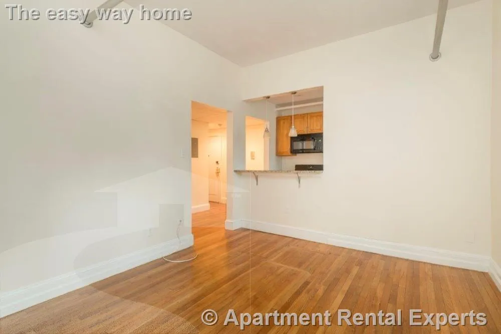 1 bed, 1 bath apartment for rent at 136 Highland Ave Unit 33, Spring Hill — photo 4 of 6