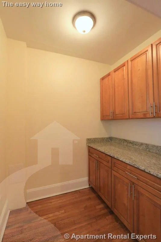 Studio bed, 1 bath apartment for rent at 136 Highland Ave Unit 5, Spring Hill — photo 8 of 10