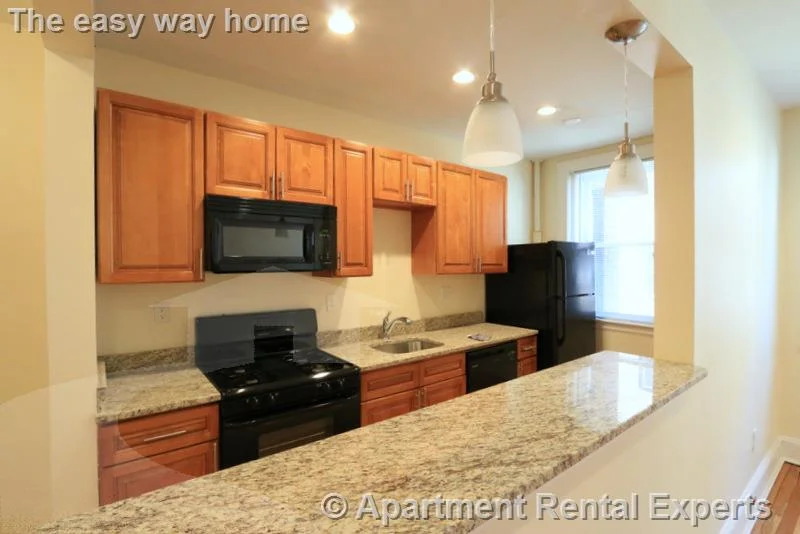 Studio bed, 1 bath apartment for rent at 136 Highland Ave Unit 5, Spring Hill — photo 5 of 10