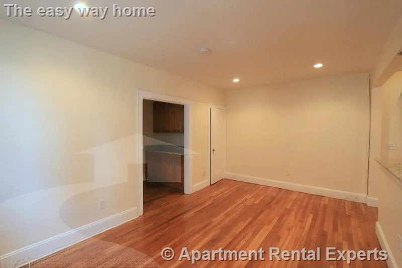 Studio bed, 1 bath apartment for rent at 136 Highland Ave Unit 5, Spring Hill — photo 7 of 10