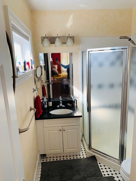 2 bed, 2 bath apartment for rent at 136 Hudson St Unit 3, Powder House Square — photo 6 of 12
