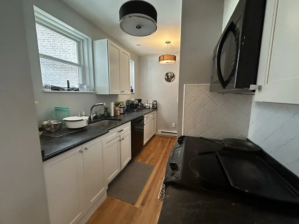 2 bed, 1 bath apartment for rent at 136 Prince St Unit 7, North End — photo 5 of 12