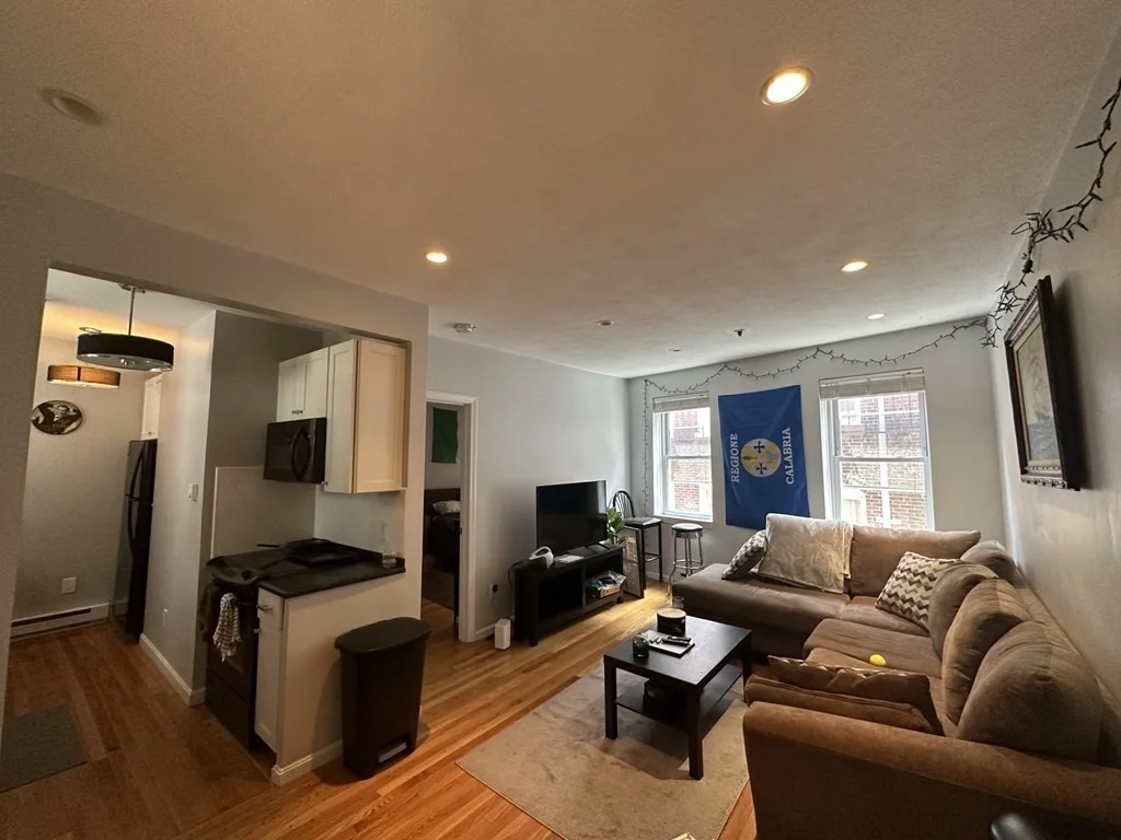 2 bed, 1 bath apartment for rent at 136 Prince St Unit 7, North End — photo 3 of 12