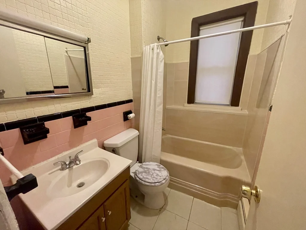 2 bed, 1 bath apartment for rent at 136 Saratoga St Unit 2, East Boston — photo 18 of 19