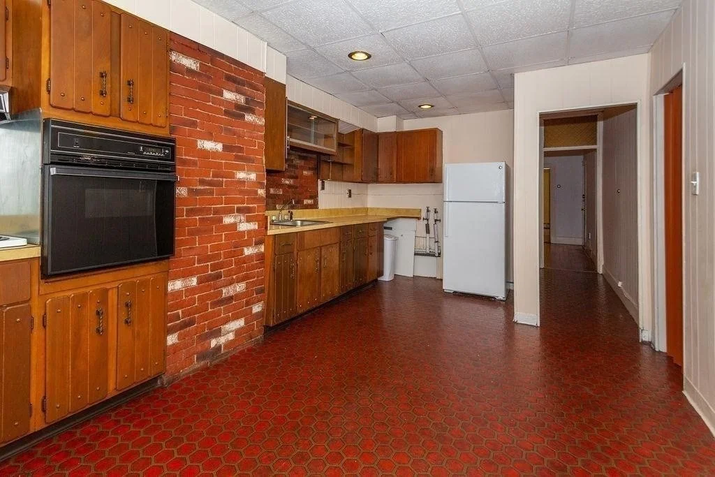 2 bed, 1 bath apartment for rent at 136 Saratoga Unit 2nd Fl, East Boston — photo 2 of 13