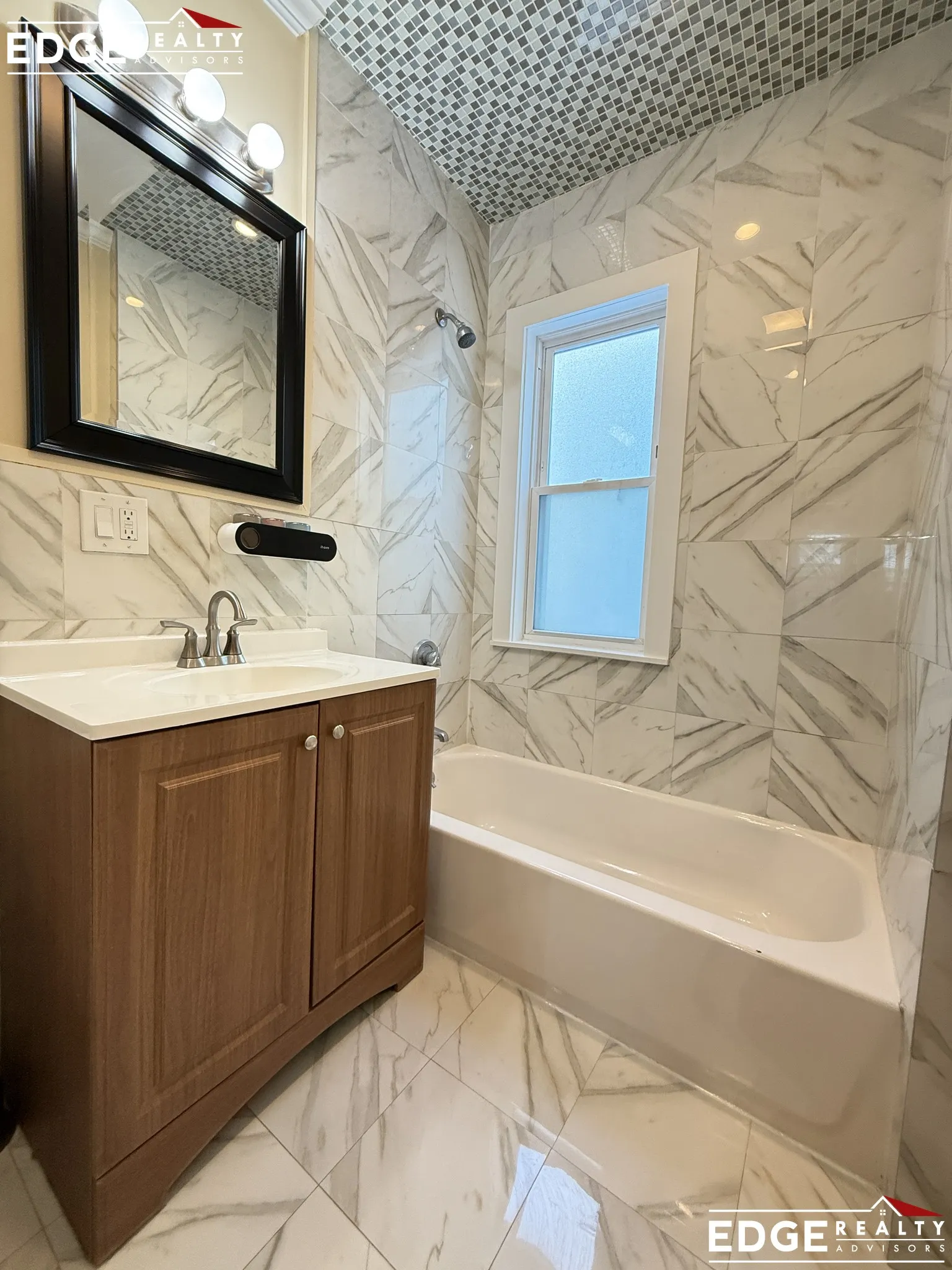 3 bed, 1 bath apartment for rent at 136 Summer St Unit 1C, Watertown — photo 7 of 9