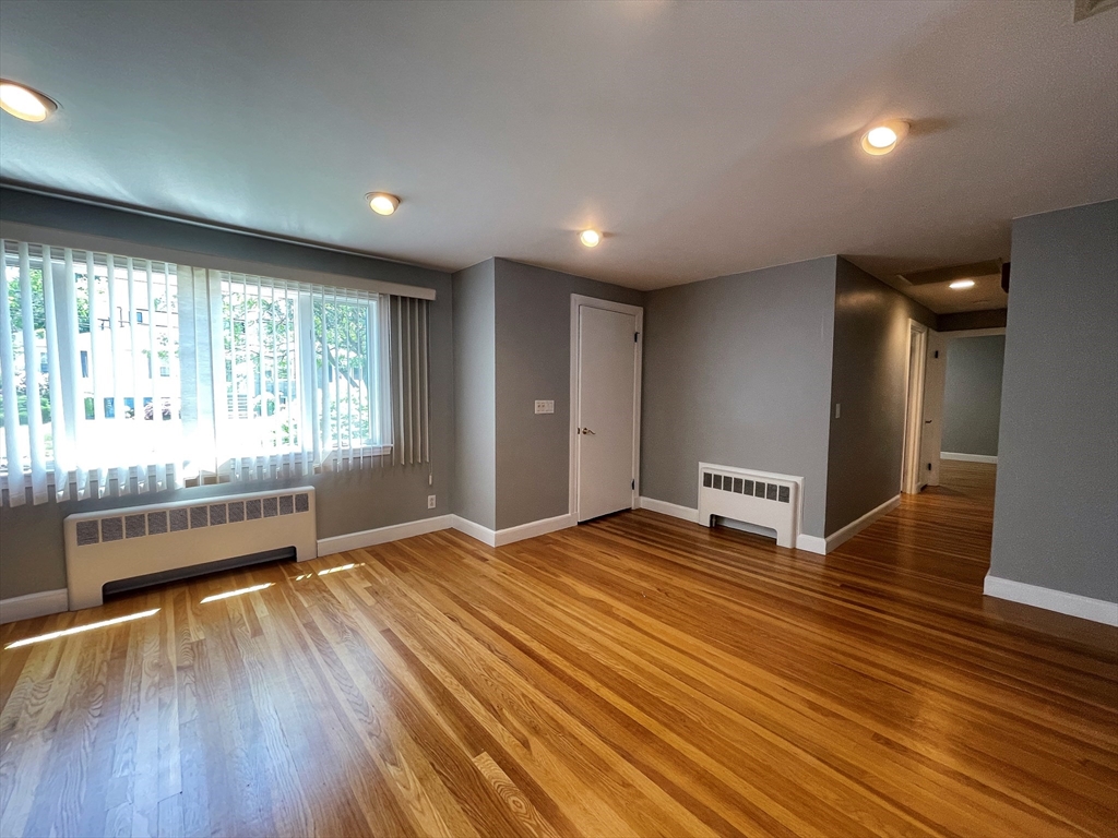 3 bed, 2 bath apartment for rent at 136 Truman, Newton — photo 4 of 18