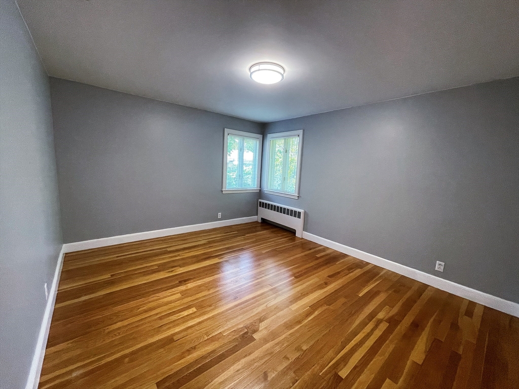 3 bed, 2 bath apartment for rent at 136 Truman, Newton — photo 10 of 18