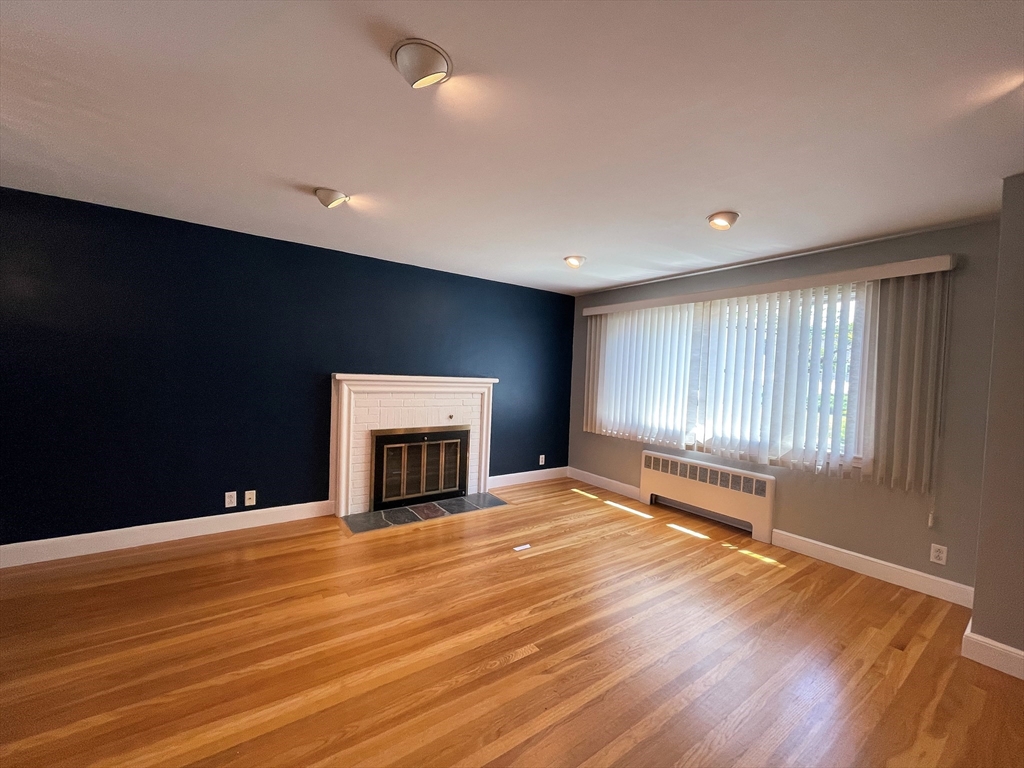 3 bed, 2 bath apartment for rent at 136 Truman, Newton — photo 8 of 18