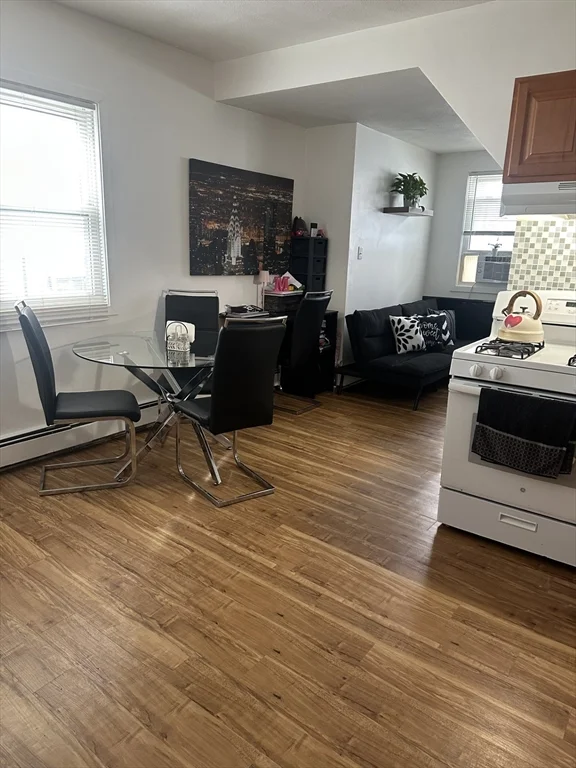 1 bed, 1 bath apartment for rent at 136 Walnut Ave Unit 3, Revere — photo 6 of 7