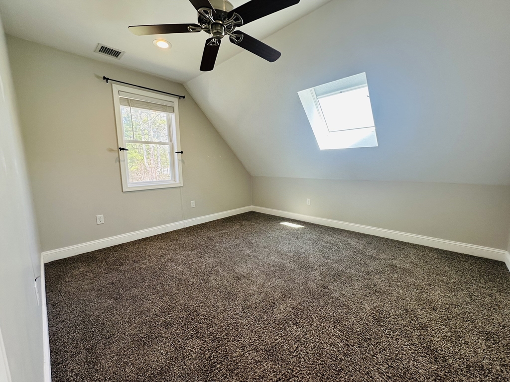 1 bed, 1 bath apartment for rent at 136 Wood St Unit 2, Middleboro — photo 9 of 13