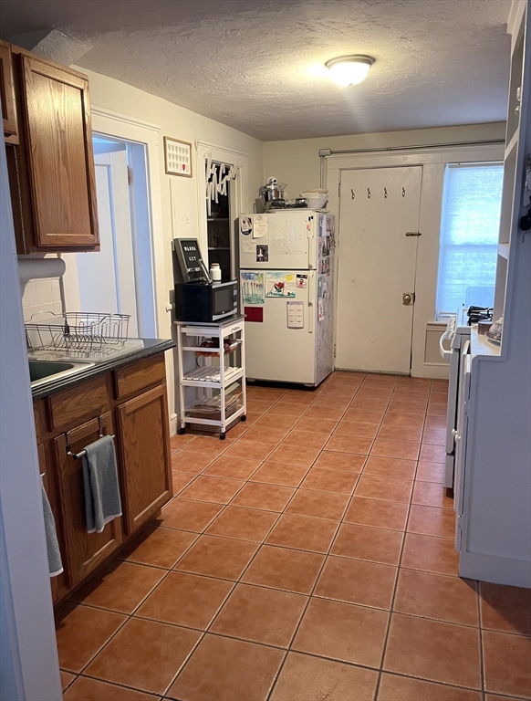 1 bed, 1 bath apartment for rent at 136 Wrentham St Unit 3L, Dorchester — photo 3 of 8