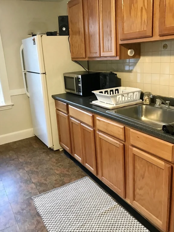 1 bed, 1 bath apartment for rent at 136 Wrentham Unit 3R, Dorchester — photo 3 of 7