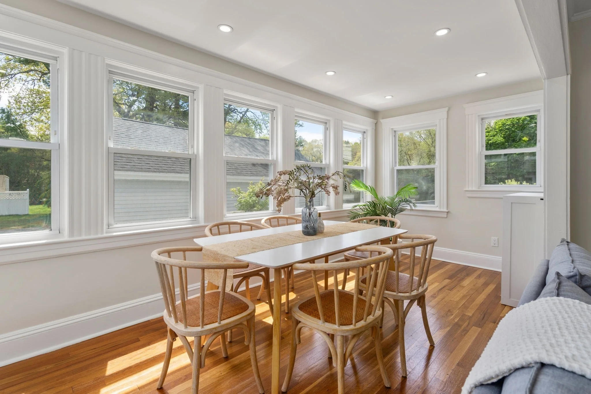 3 bed, 2 bath apartment for rent at 1360 Great Plain Ave, Needham — photo 11 of 36