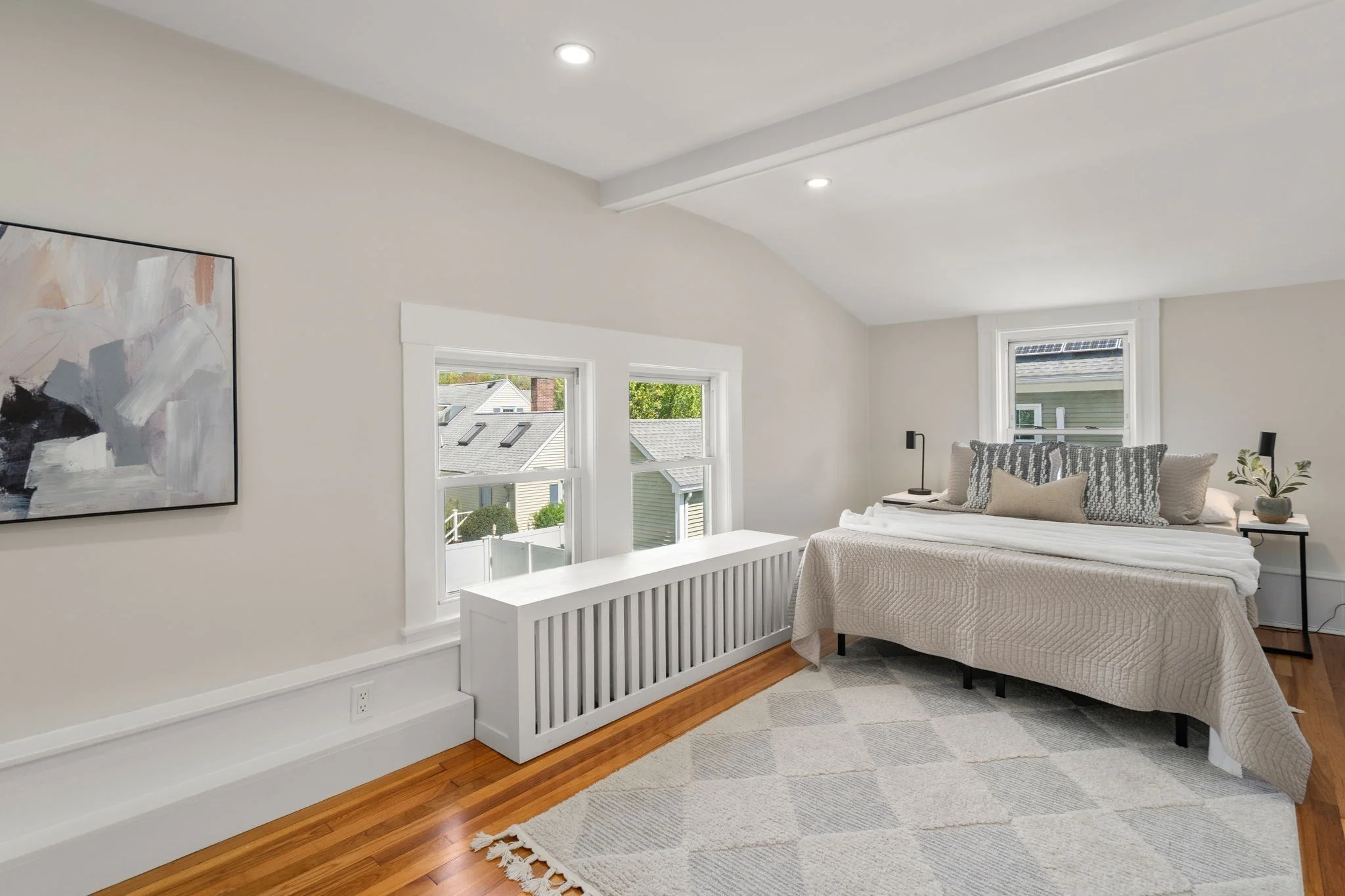 3 bed, 2 bath apartment for rent at 1360 Great Plain Ave, Needham — photo 22 of 36