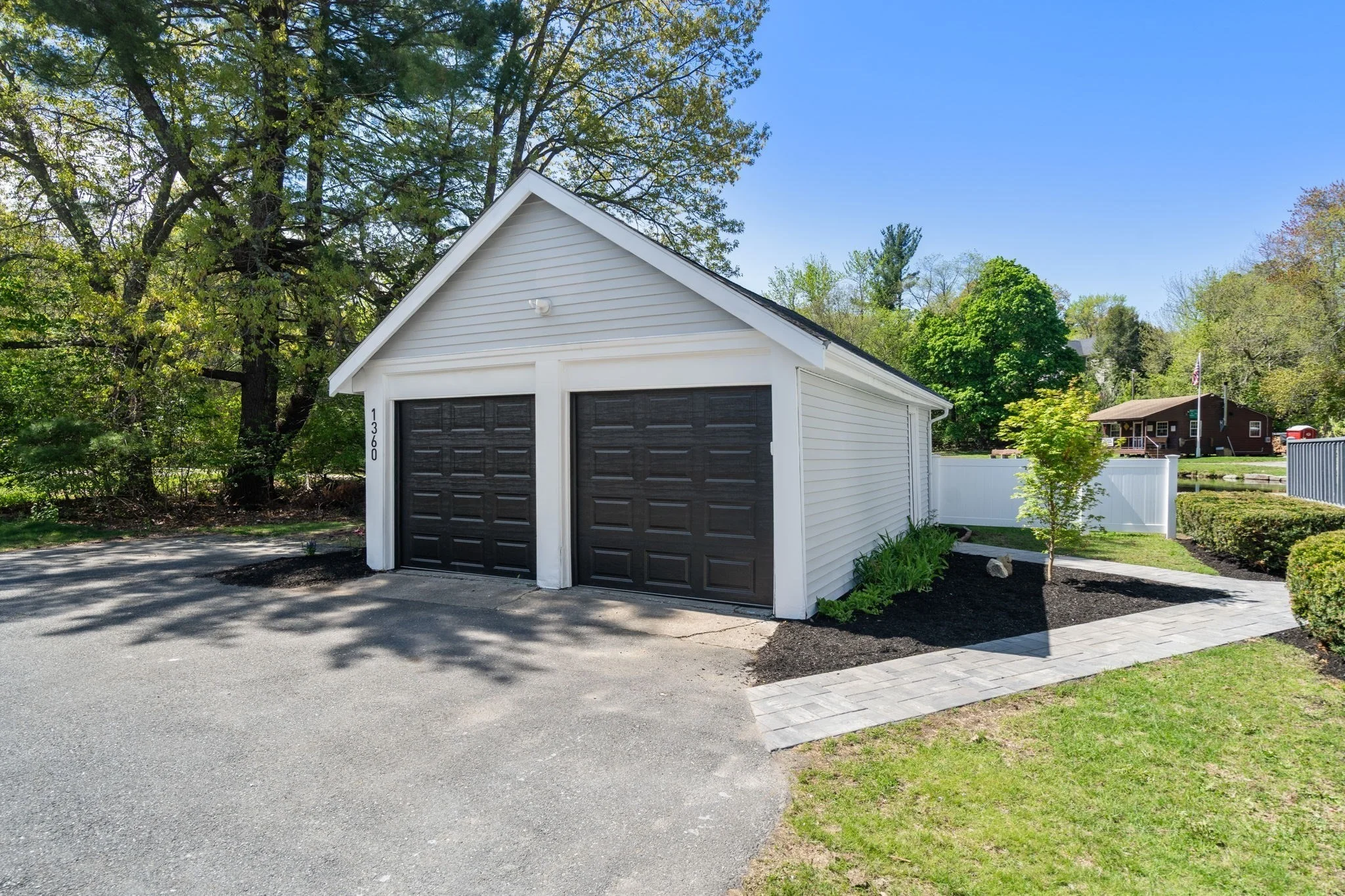 3 bed, 2 bath apartment for rent at 1360 Great Plain Ave, Needham — photo 33 of 36