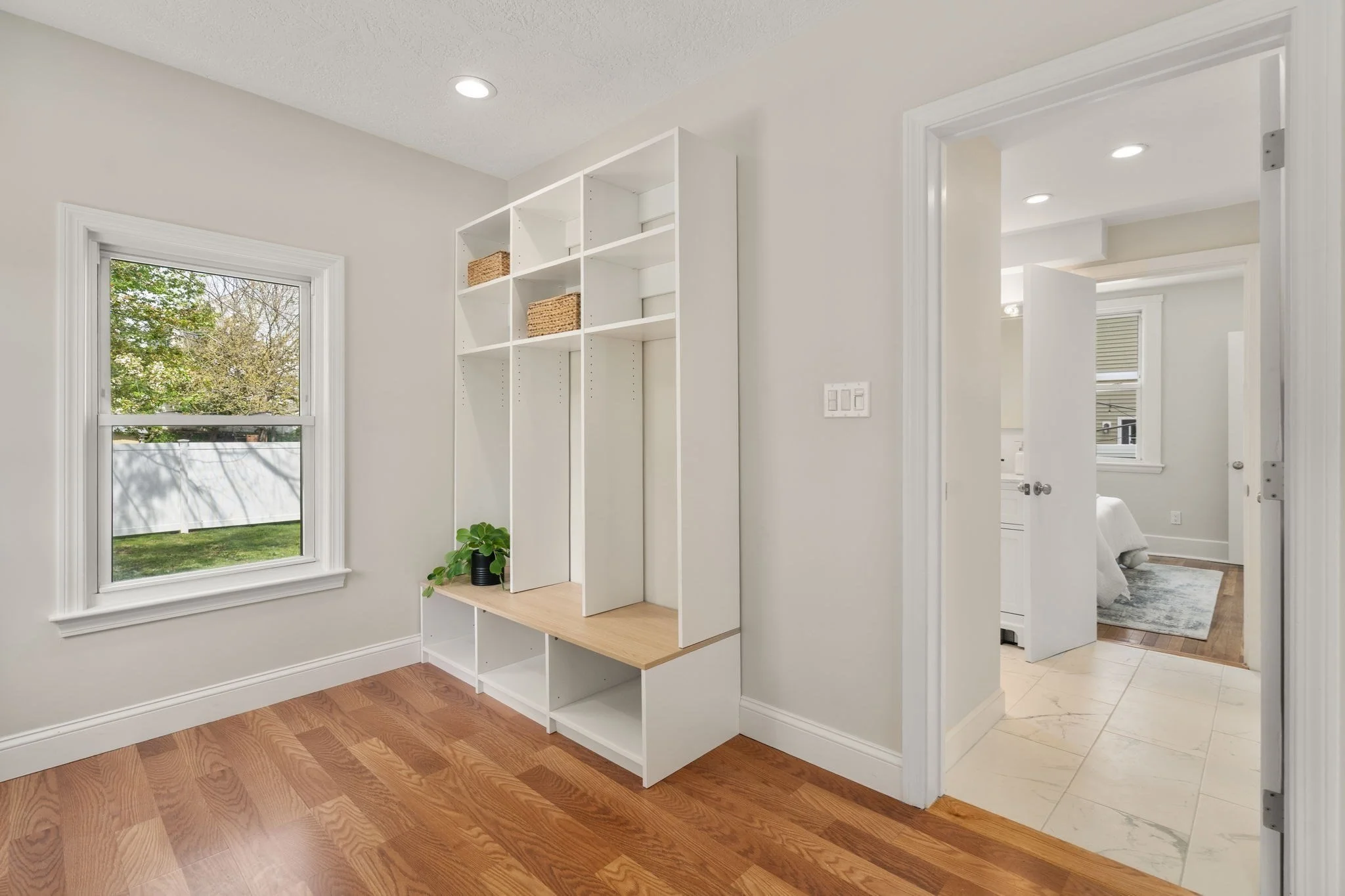 3 bed, 2 bath apartment for rent at 1360 Great Plain Ave, Needham — photo 19 of 36