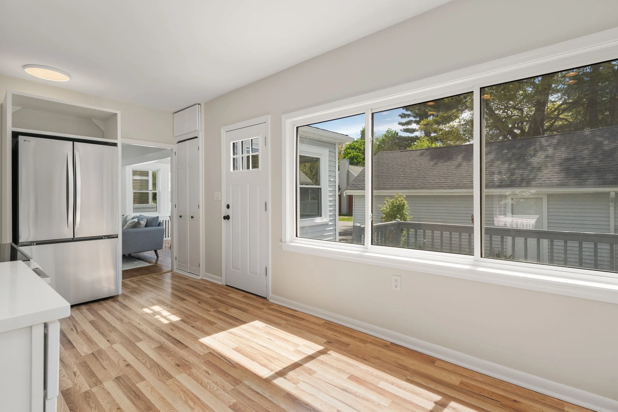 3 bed, 2 bath apartment for rent at 1360 Great Plain Ave, Needham — photo 17 of 36