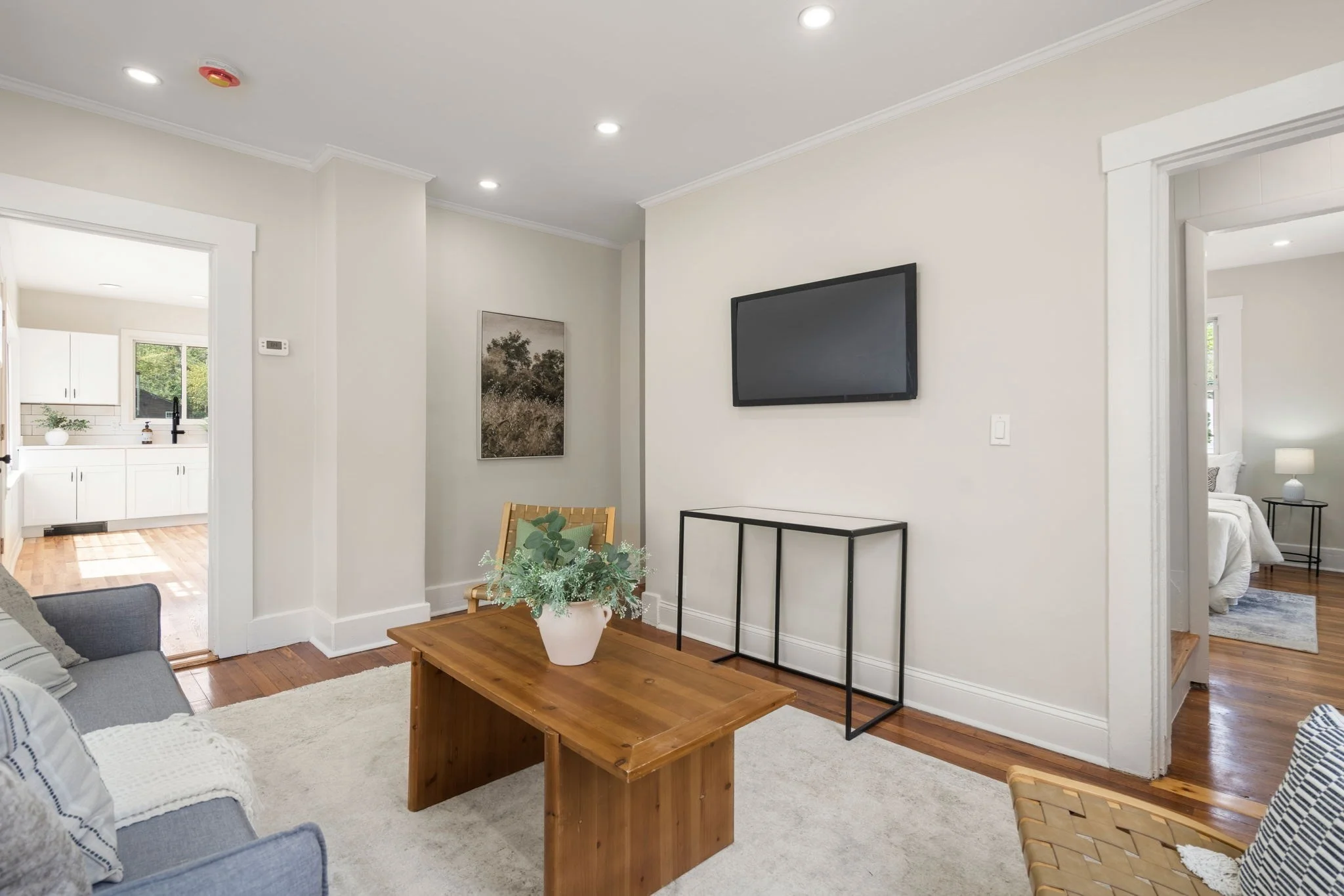 3 bed, 2 bath apartment for rent at 1360 Great Plain Ave, Needham — photo 8 of 36