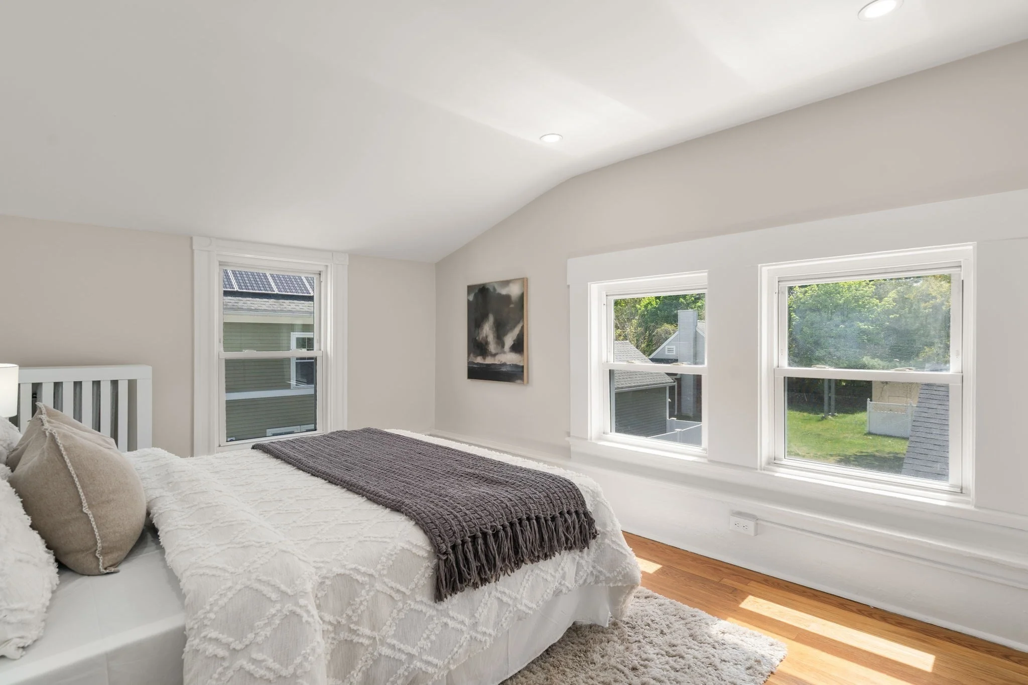 3 bed, 2 bath apartment for rent at 1360 Great Plain Ave, Needham — photo 26 of 36