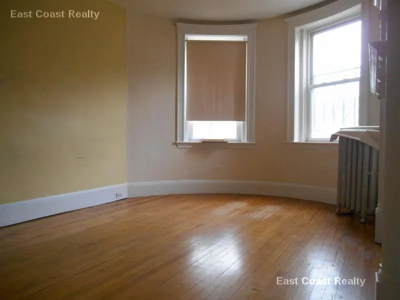 2 bed, 1 bath apartment for rent at 1367 Commonwealth Ave Unit 1, Allston — photo 2 of 18