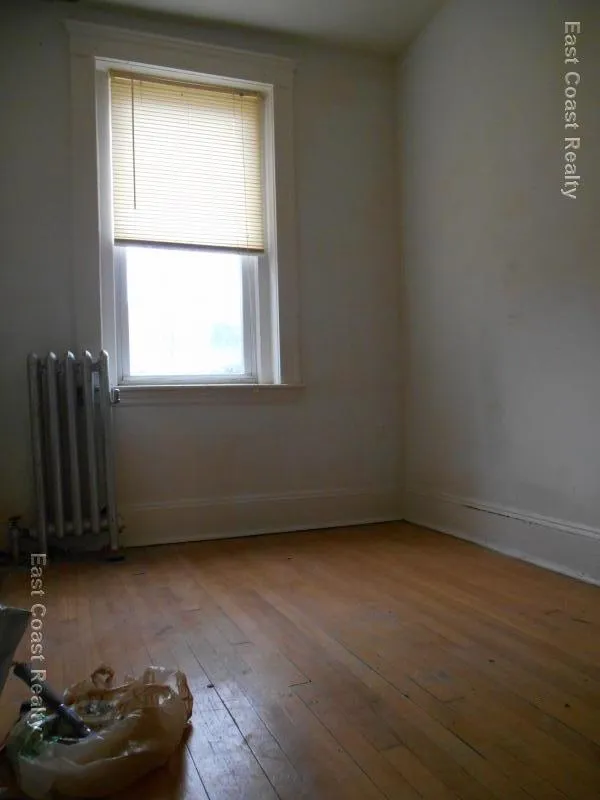 2 bed, 1 bath apartment for rent at 1367 Commonwealth Ave Unit 1, Allston — photo 7 of 18