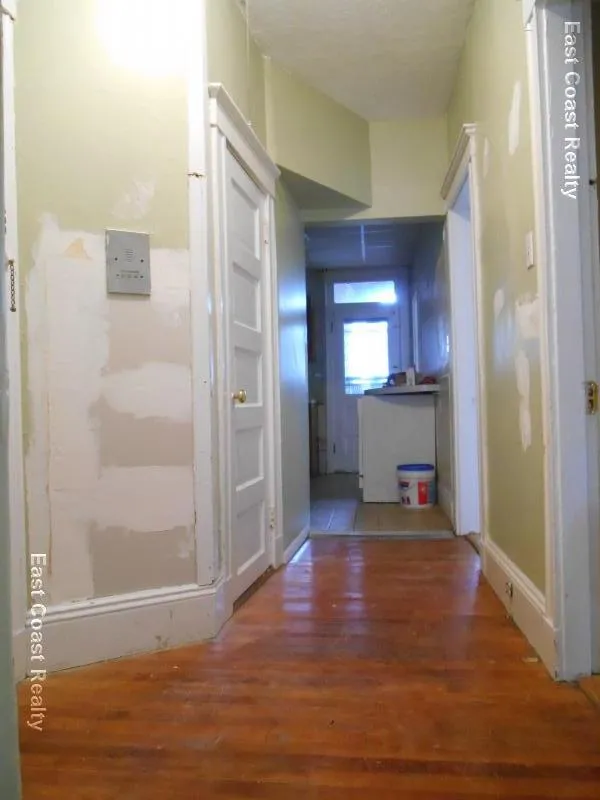 2 bed, 1 bath apartment for rent at 1367 Commonwealth Ave Unit 1, Allston — photo 8 of 18