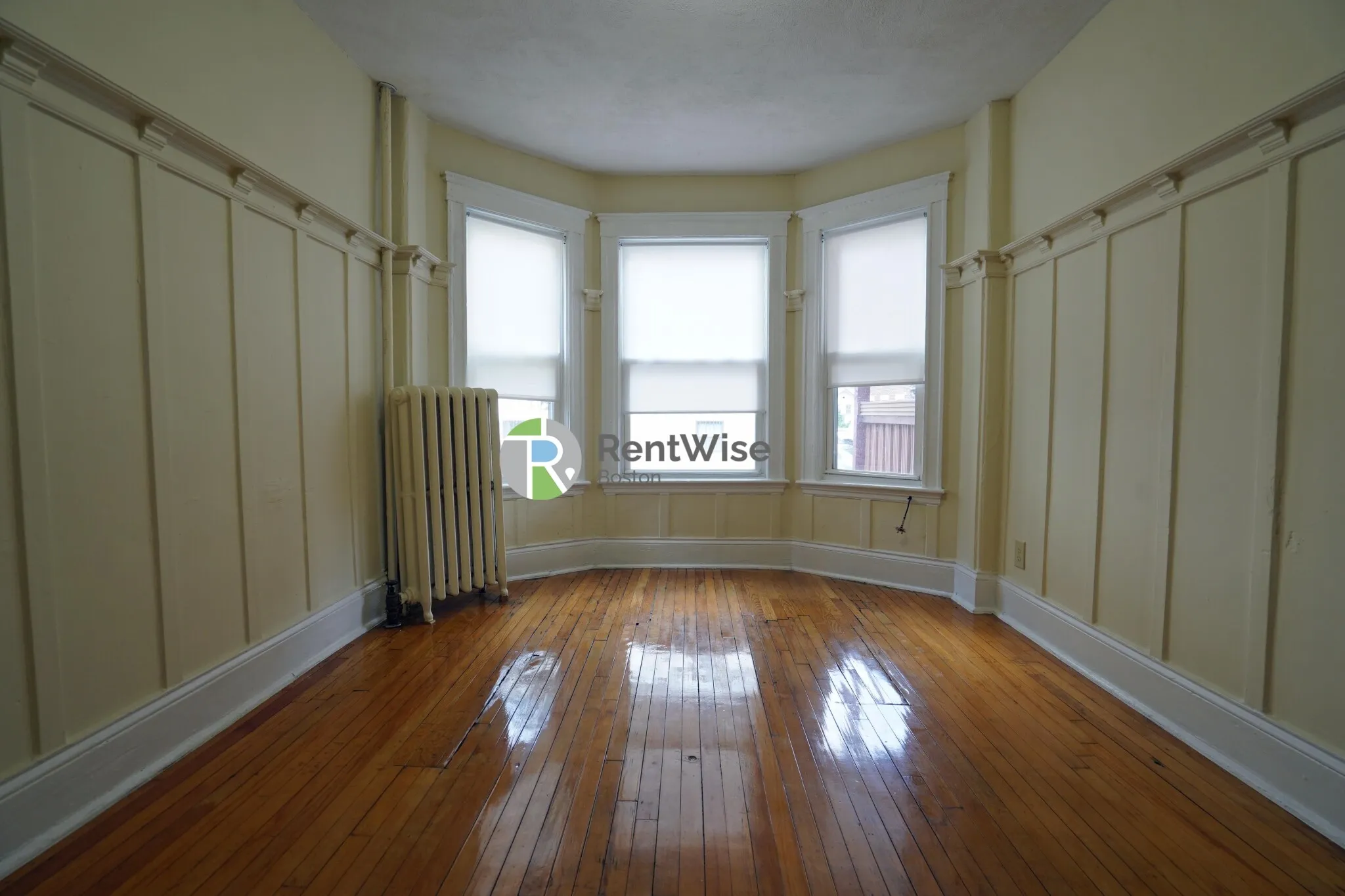3 bed, 1 bath apartment for rent at 1367 Commonwealth Ave Unit 2, Allston — photo 4 of 18