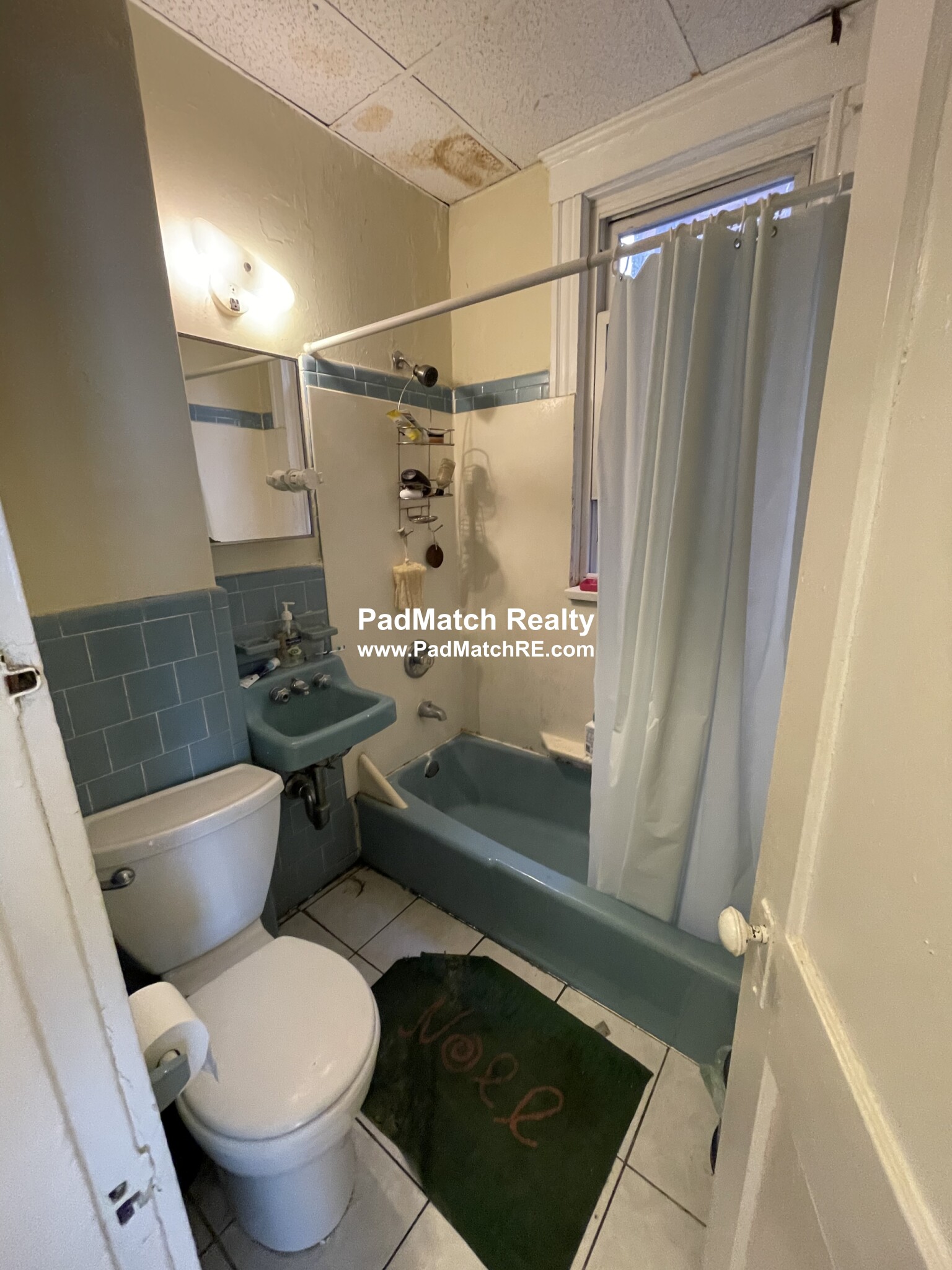2 bed, 1 bath apartment for rent at 1367 Commonwealth Ave Unit 3, Allston — photo 8 of 15