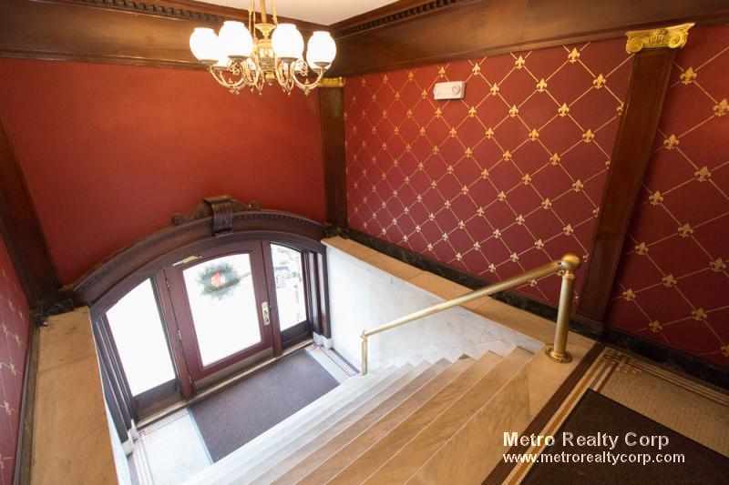 2 bed, 1 bath apartment for rent at 1368 Commonwealth Ave Unit 1, Allston — photo 23 of 24