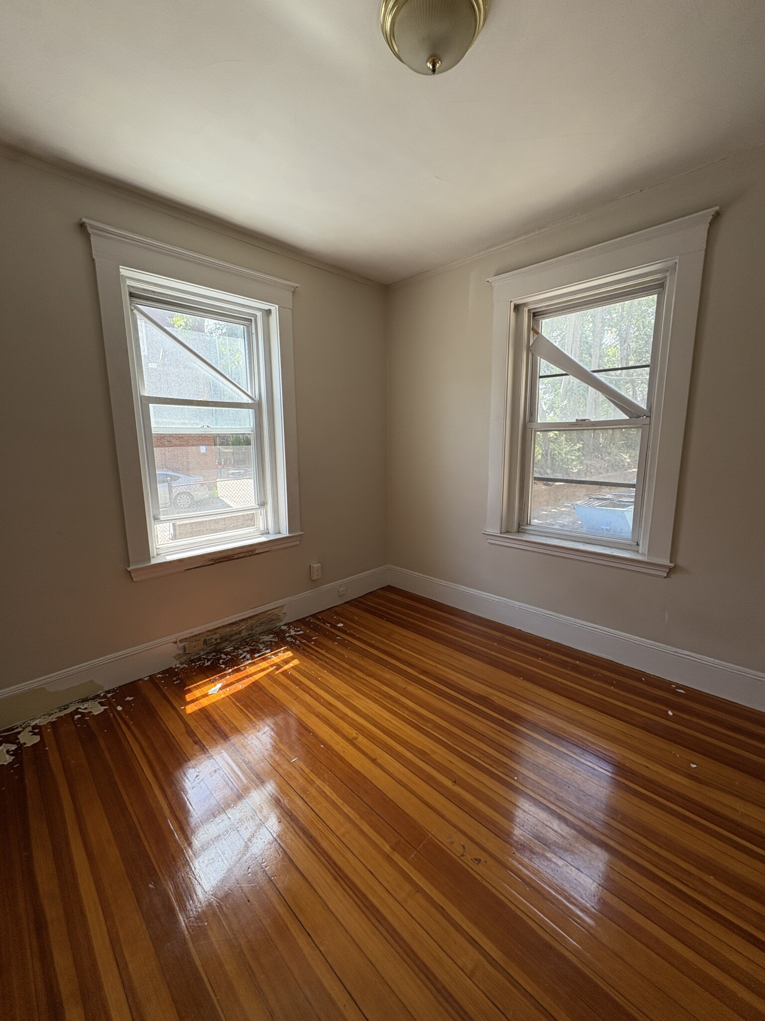2 bed, 1 bath apartment for rent at 1368 Commonwealth Ave Unit 1, Allston — photo 12 of 24