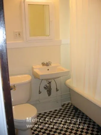 Studio bed, 1 bath apartment for rent at 1368 Commonwealth Ave Unit 11, Allston — photo 18 of 21