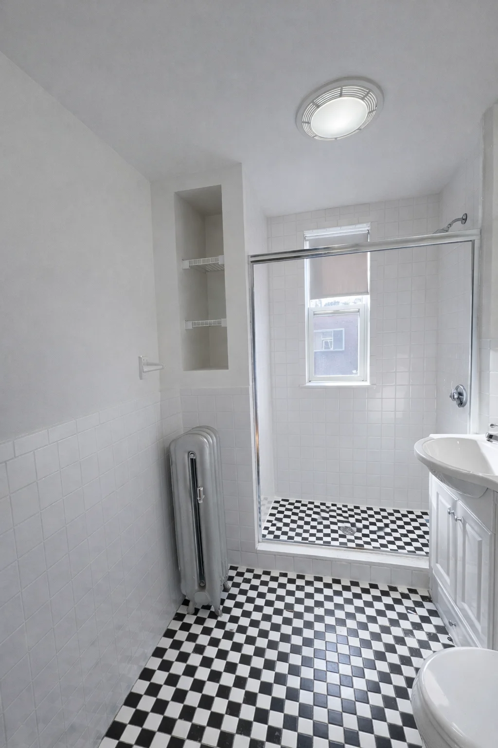 2 bed, 1 bath apartment for rent at 1368 Commonwealth Ave Unit 14, Allston — photo 5 of 5