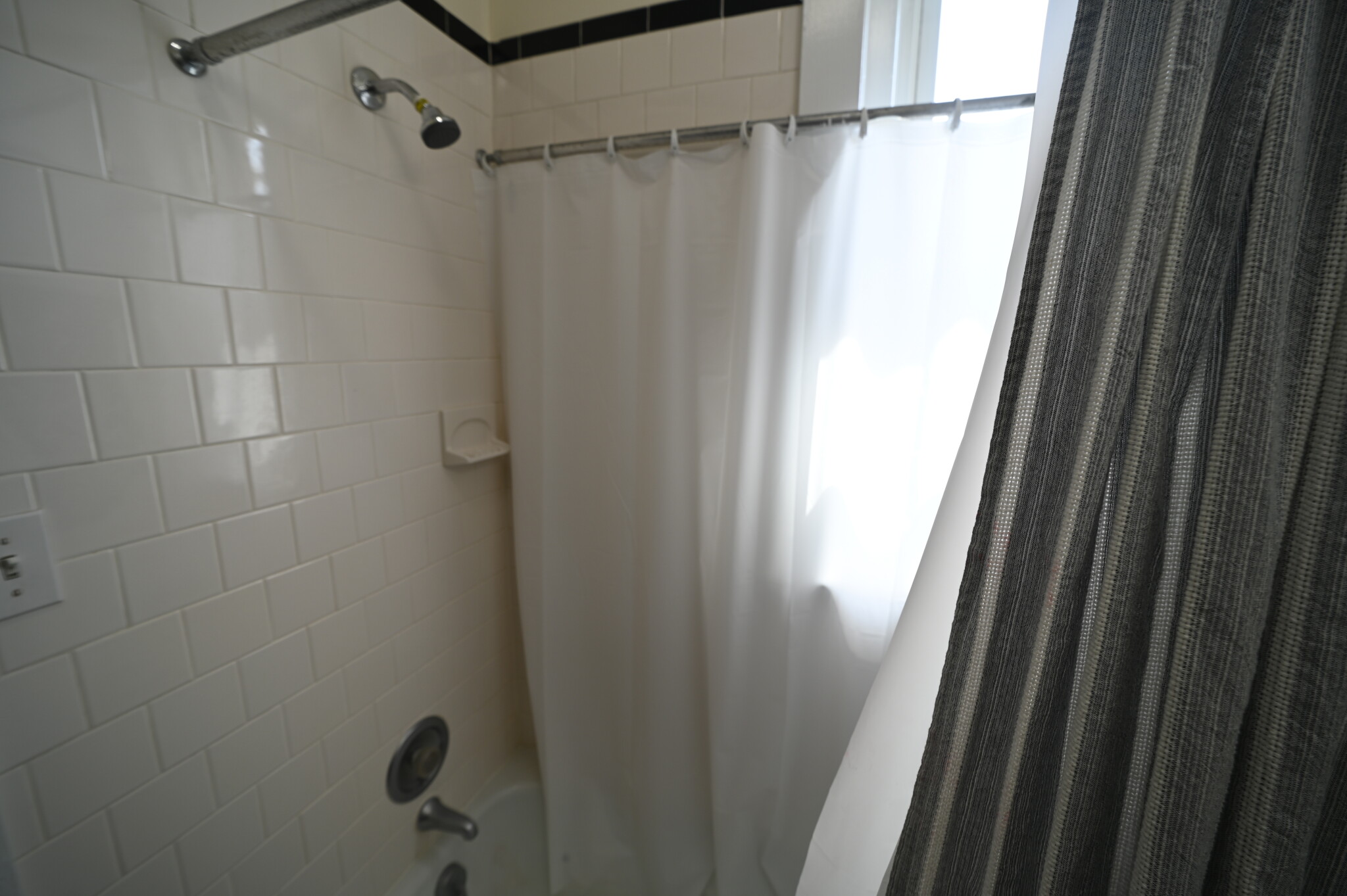 Studio bed, 1 bath apartment for rent at 1368 Commonwealth Ave Unit 27, Allston — photo 6 of 10