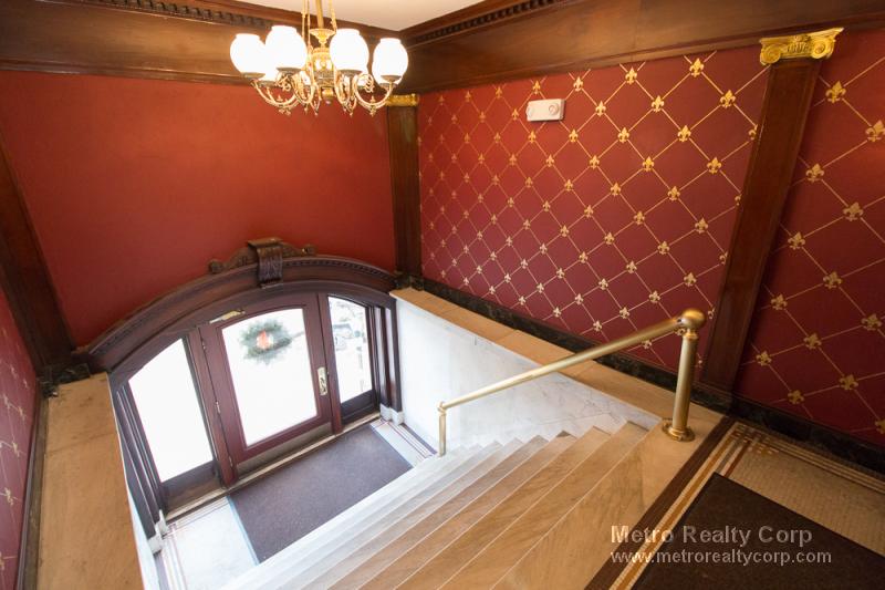 Studio bed, 1 bath apartment for rent at 1368 Commonwealth Ave Unit 27, Allston — photo 8 of 10