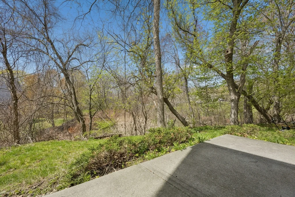 1 bed, 1 bath apartment for rent at 136R Main St Unit 1, Acton — photo 18 of 19