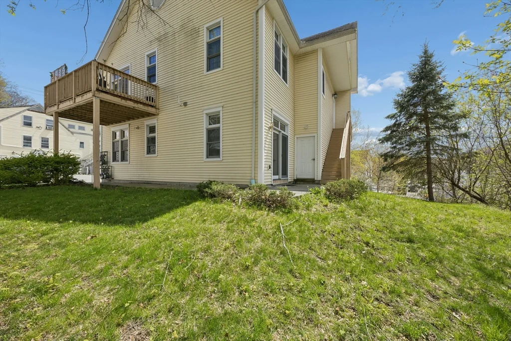 1 bed, 1 bath apartment for rent at 136R Main St Unit 1, Acton — photo 19 of 19