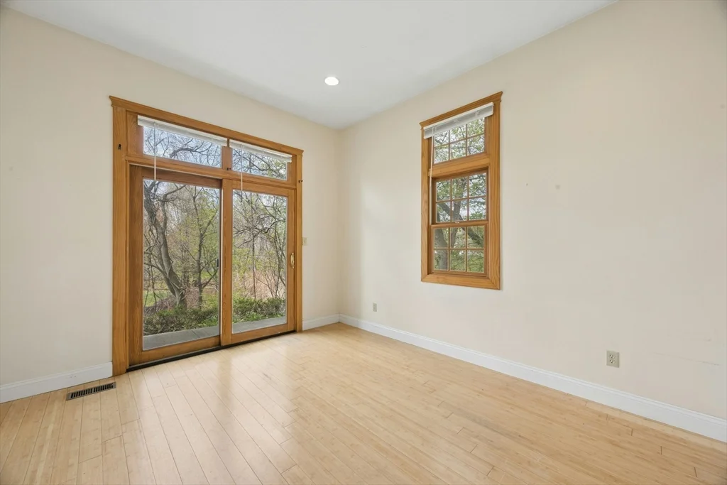 1 bed, 1 bath apartment for rent at 136R Main St Unit 1, Acton — photo 11 of 19