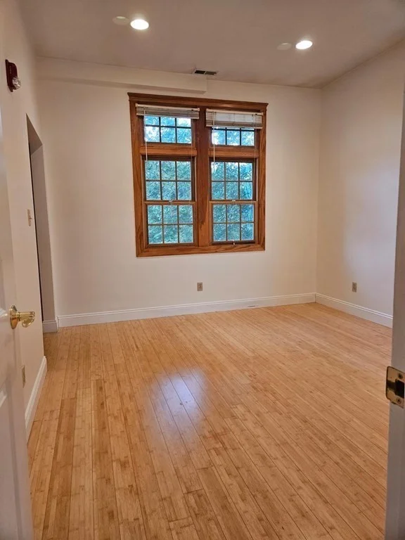 1 bed, 1 bath apartment for rent at 136r Main St Unit 3, Acton — photo 5 of 11