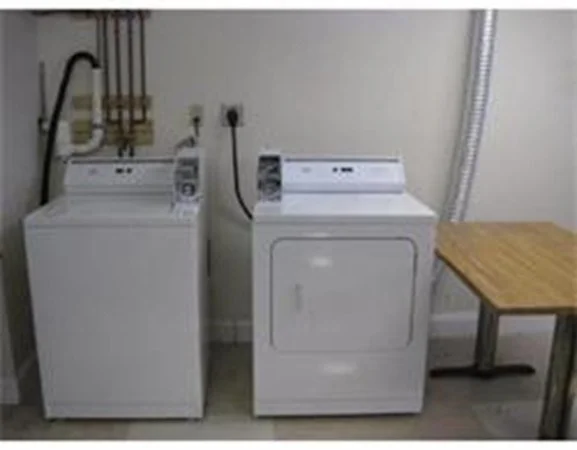 1 bed, 1 bath apartment for rent at 136r Main St Unit 3, Acton — photo 10 of 11