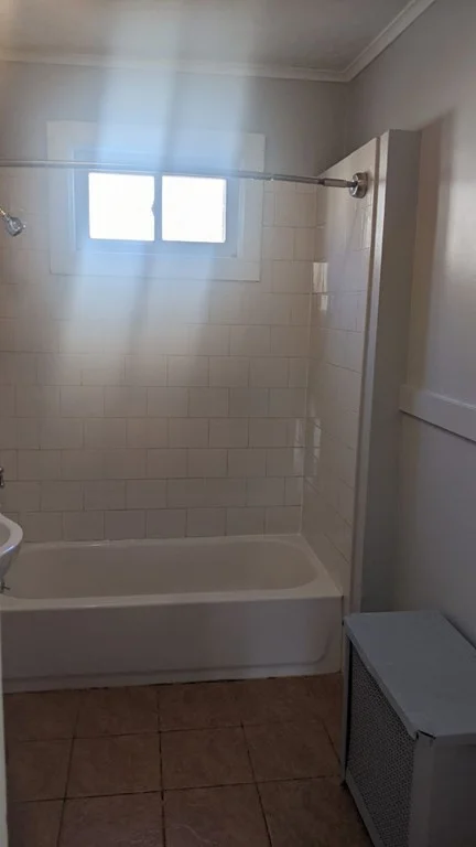 3 bed, 1 bath apartment for rent at 137 Cedar Unit 2, Zip 01830 — photo 7 of 22