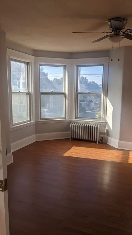 3 bed, 1 bath apartment for rent at 137 Cedar Unit 2, Zip 01830 — photo 4 of 22