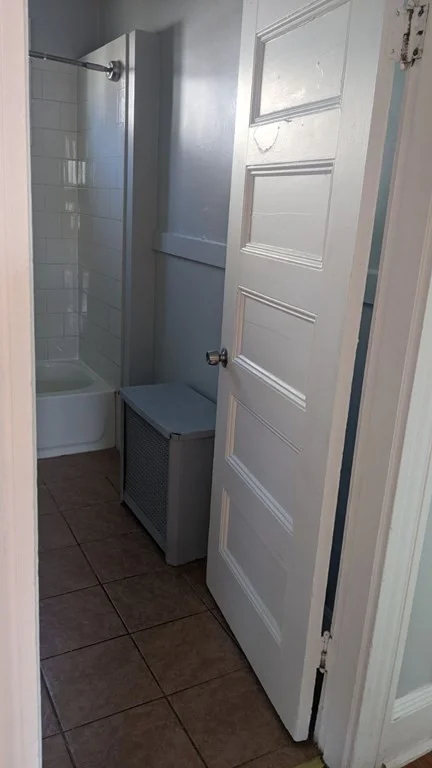 3 bed, 1 bath apartment for rent at 137 Cedar Unit 2, Zip 01830 — photo 8 of 22